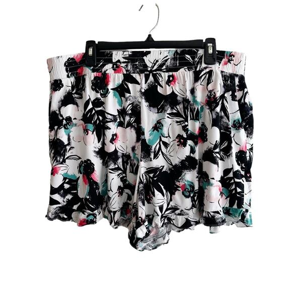Lane Bryant Ruffle Edge Floral Stretch Rayon Pull On Casual Shorts - Picture 1 of 5